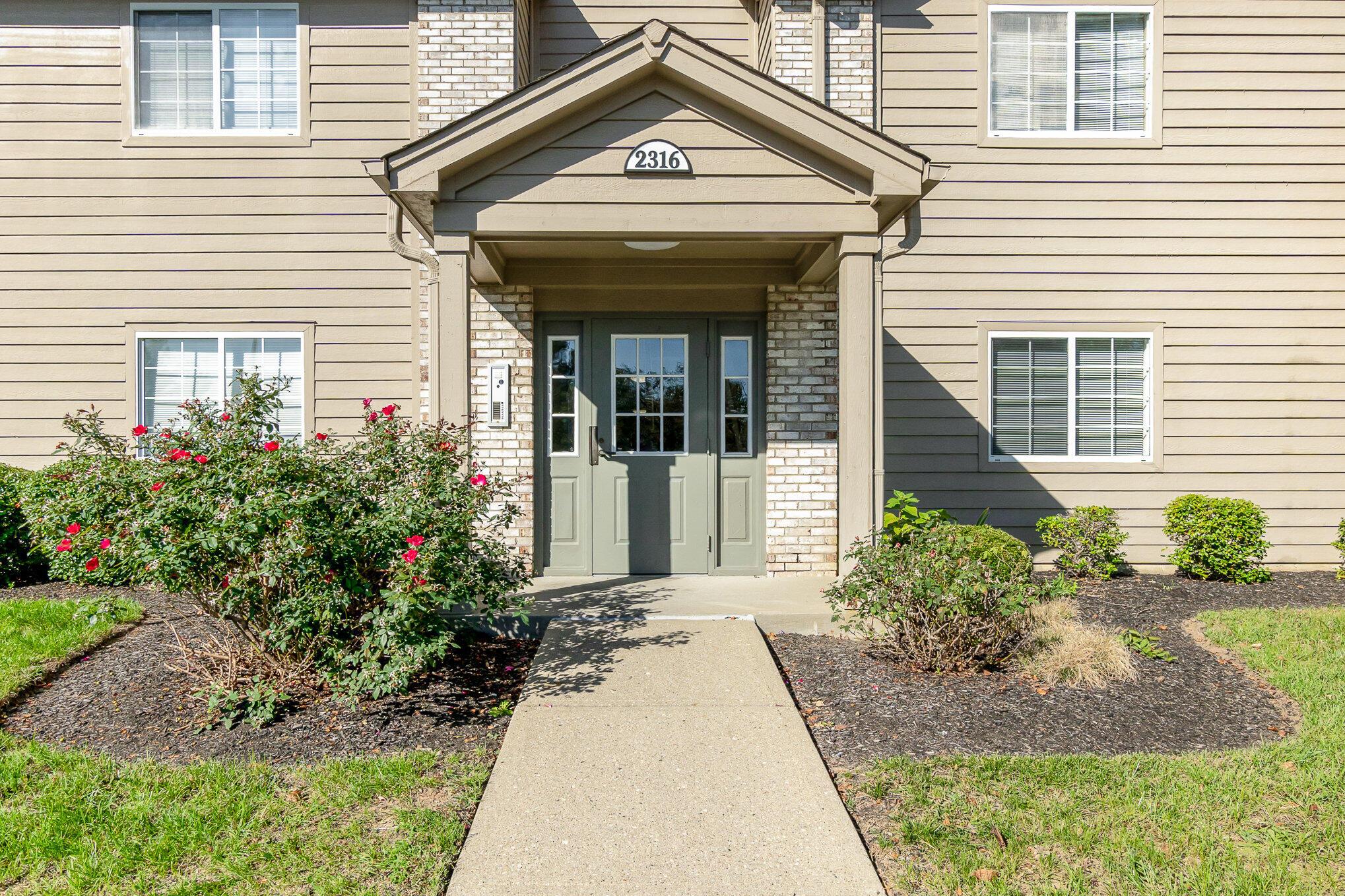 2316 Northmoor 207, 627393, Burlington, Condominium,  for sale, Hand In Hand Realty